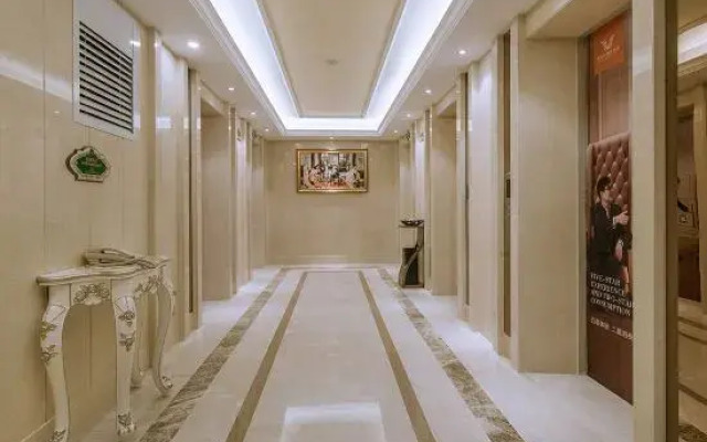 Vienna International Hotel (Changsha Songyahu Xingsha Subway Station)