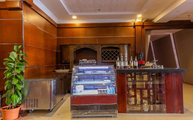 OYO 186 Al Taif Gate Hotel Suites