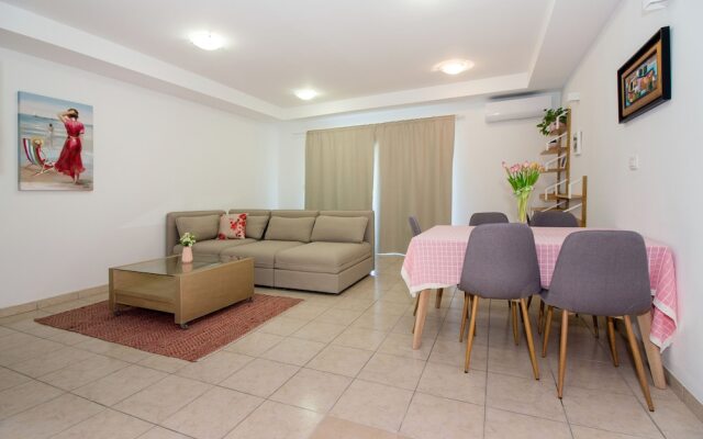 Apartments Leon