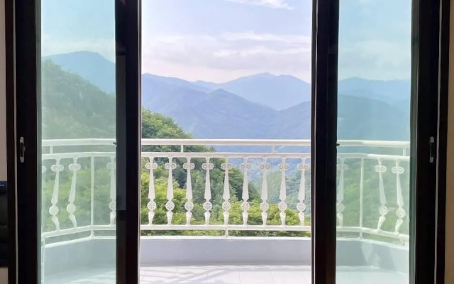 Junsung Resort