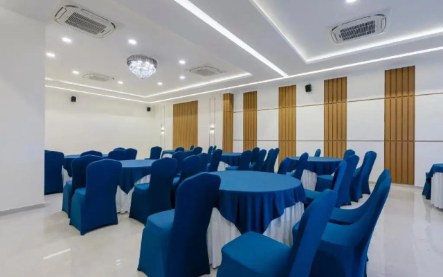 Treebo Premium Aasma Courtyard