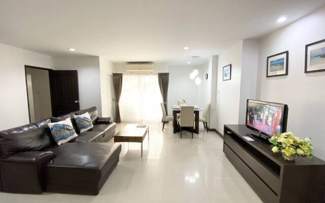 14 Place Sukhumvit Suites - SHA Plus