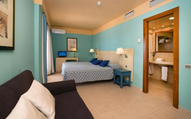 Leo Jardines de Isla Canela