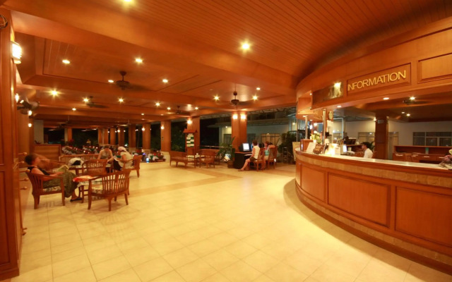 Samui First House Hotel
