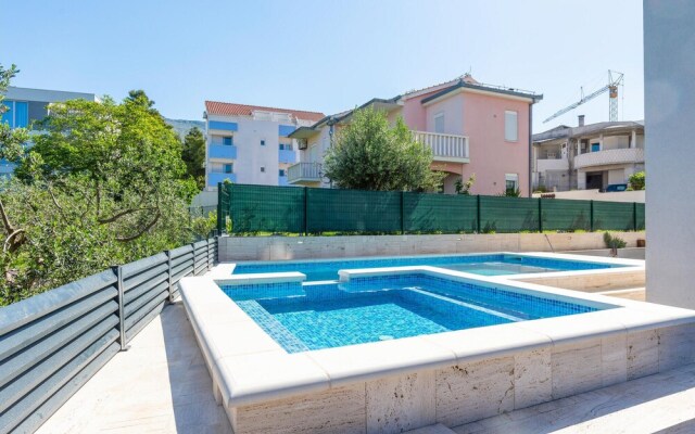 Stunning Home in Podstrana With Wifi and 1 Bedrooms