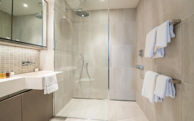 Sensational Studio Apartment in London s Vibrant Canary Wharf