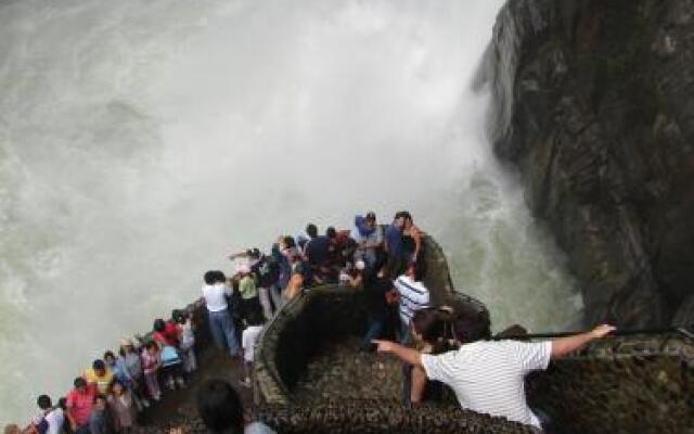 Cabañas Pailon del Diablo