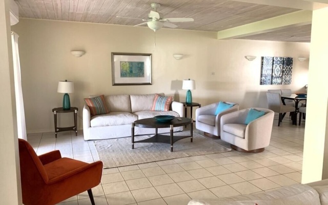 Bay View #7 Is A 2-bed, 3.5-bath Waterfront Townhouse In A Gated Community. 2 Bedroom Townhouse by RedAwning — фото 4