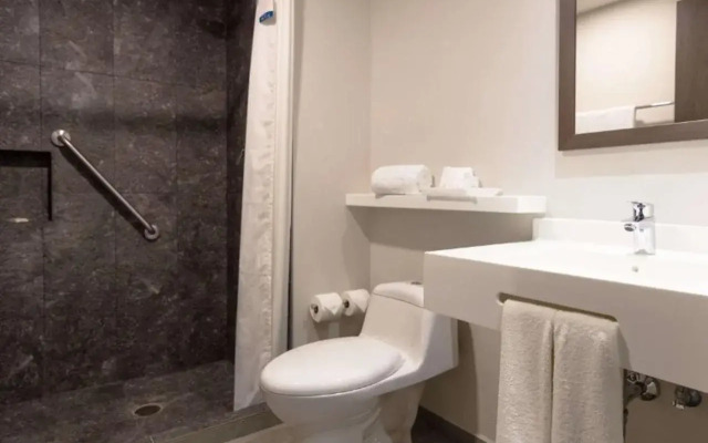 Sleep Inn Guadalajara Galerias