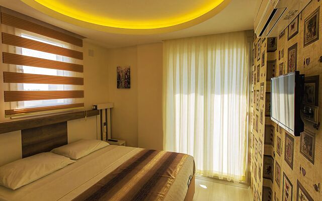 Hanzade Home