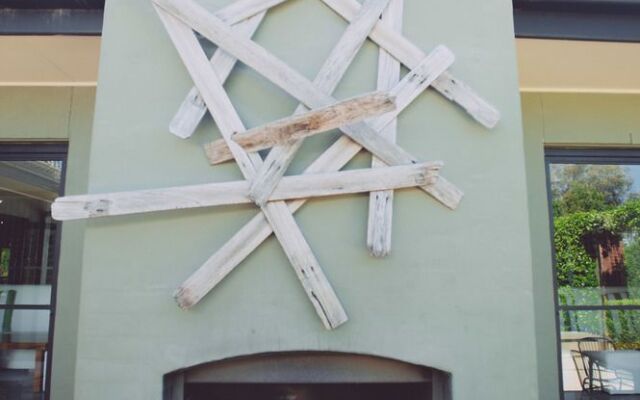 Biota Dining & Rooms