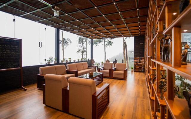 Chandys Drizzle Drops Munnar Top Station