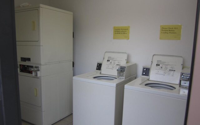 Executive Inn & Suites Joaquin