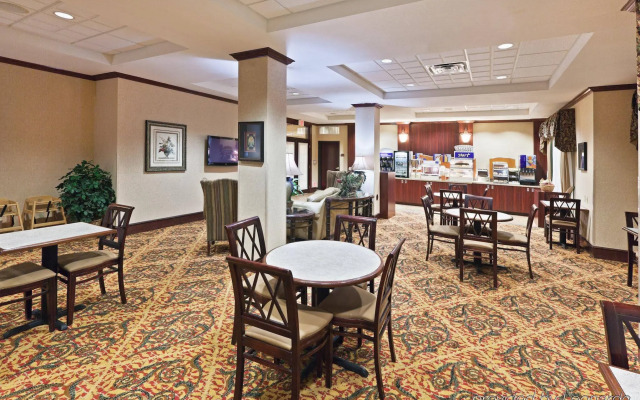Comfort Inn & Suites