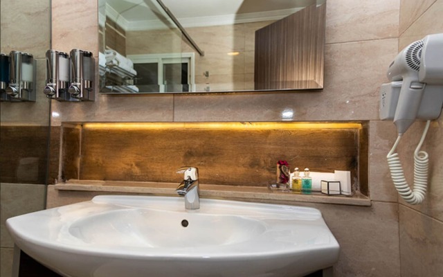 Home Suites Boutique Hotel Freetown