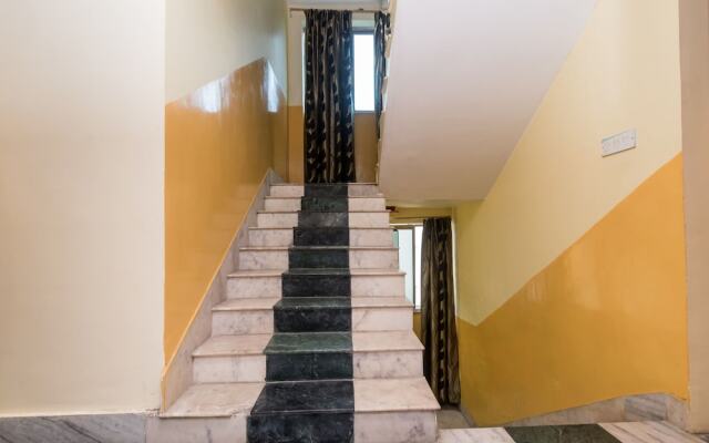 OYO 1865 Hotel Trivedi International