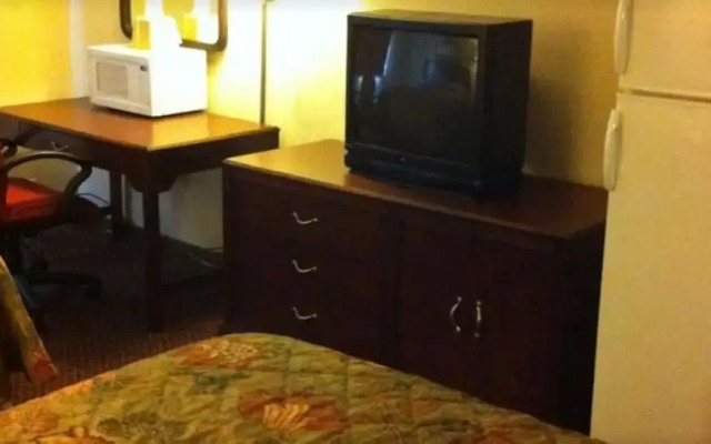 Budget Inn Express