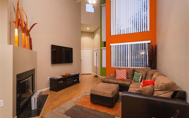 Phoenix Palms 2 BR by Casago
