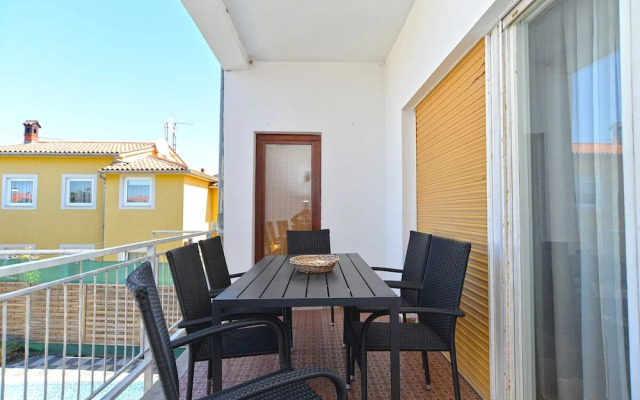 Apartment 623