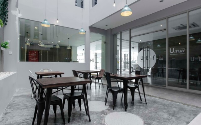 RedDoorz Plus near Tebet