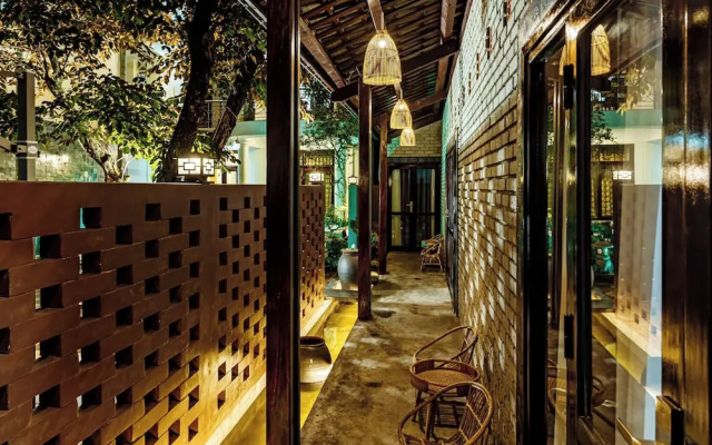 Nana House Homestay