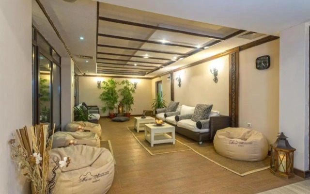 Lovely 1 Bedroom Apartment 5min FROM THE SKI LIFT!