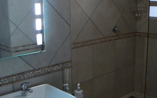 Van den Bergs Guesthouse B&B