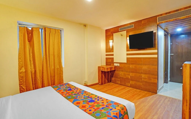 Fabhotel Brigade Suites