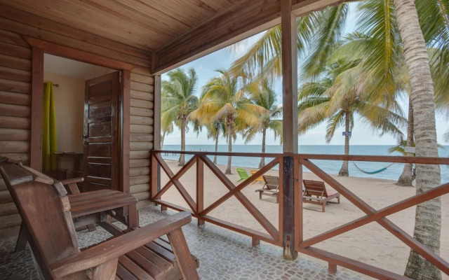 Coconut Row Boutique Hotel