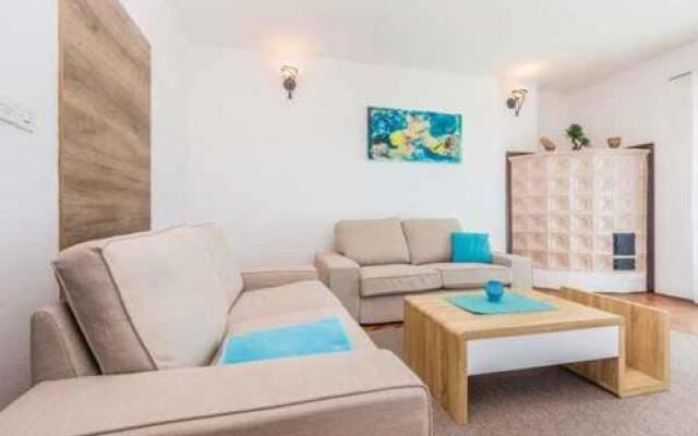 Holiday Home Omisalj I
