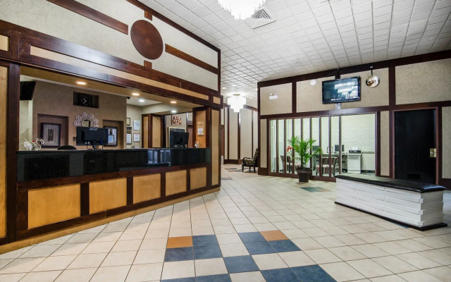 Travelodge By Wyndham Prince Albert