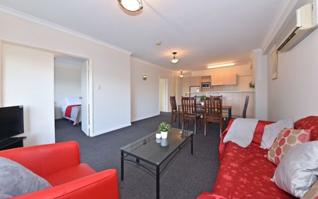 East Perth 2 x 1 Trendy Apartment