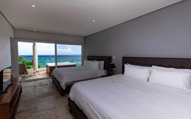 Elements Penthouse 7 3 Bedroom Condo by RedAwning