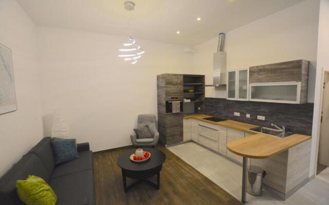 Prater & Center Apartment mit eigener Terrasse