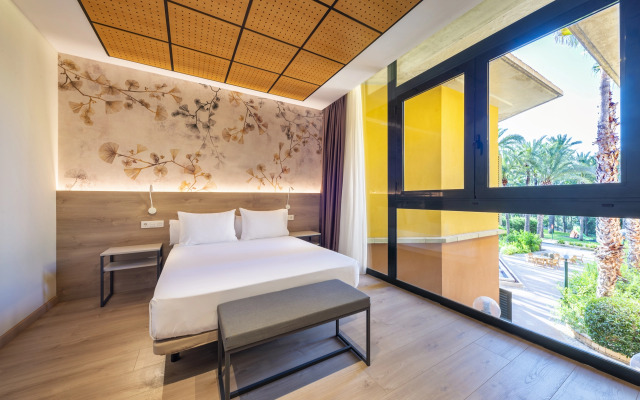 Hotel Port Jardín Milenio