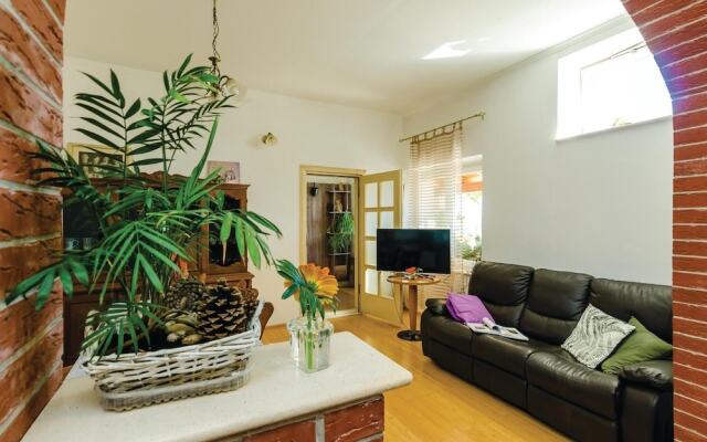 Awesome Home in Drvenik With Wifi and 5 Bedrooms