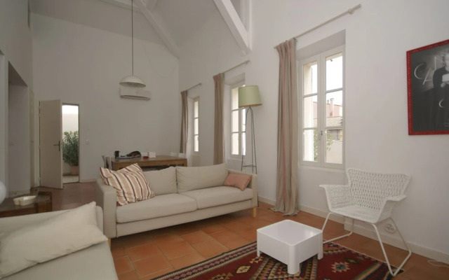 Lavish Holiday Home in Saint-Tropez near Beach