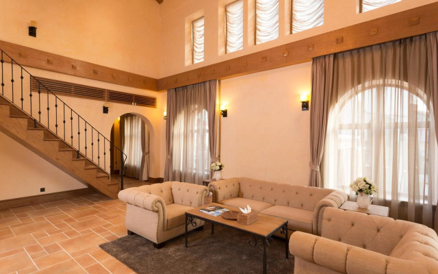 Town Square Suites by Toscana Valley