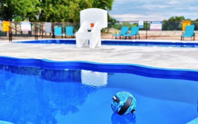 13 Son's Geronimo - Birdhouse Cabin