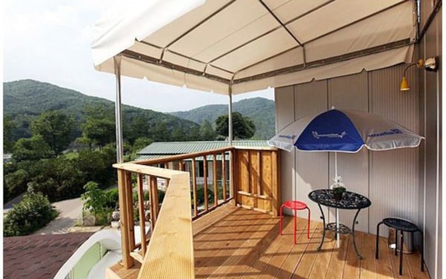 Hongchen Nix Pension