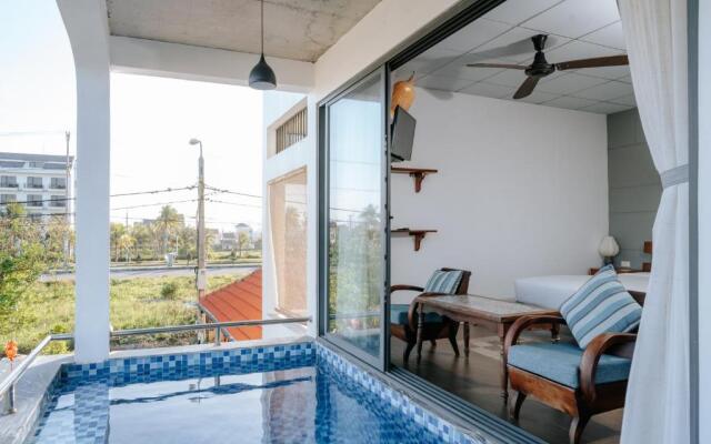 Hidden Beach Bungalow Sea View