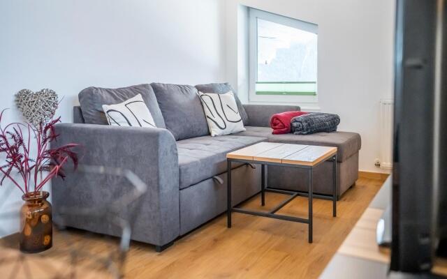 Apartment in Bramberg am Wildkogel near Badesee Hollersbach