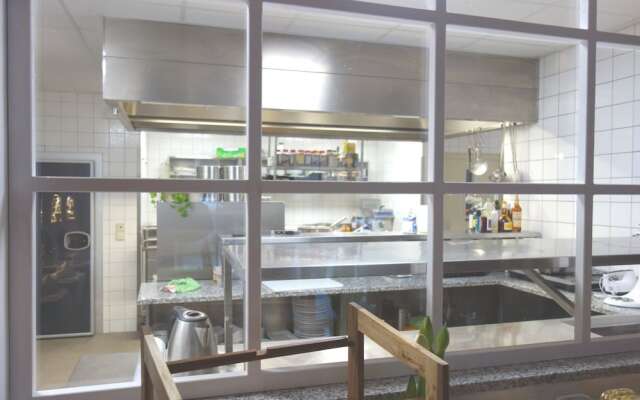 stuub jostal