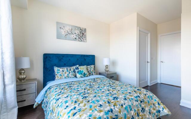 2 Bedroom  2 Bathroom Family Unit. FREE PARKING