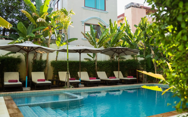 Apsara Centrepole Hotel