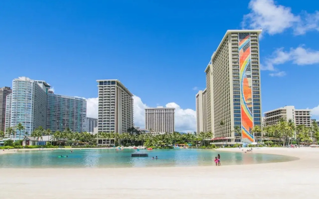 Two Bedroom Condo Overlooking Ala Wai Boat Harbor by RedAwning