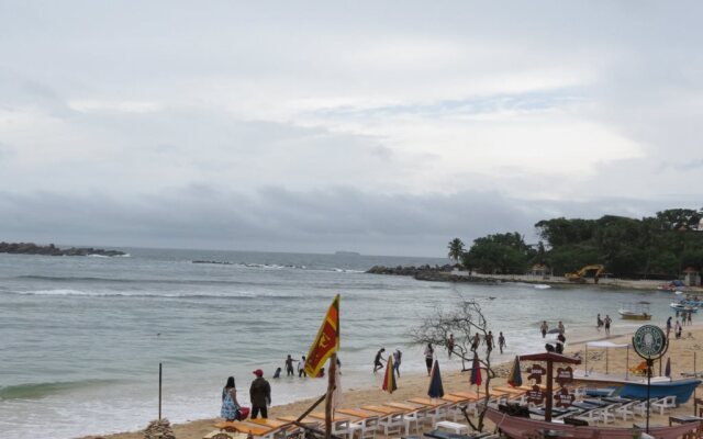 Manidi Beach Resort