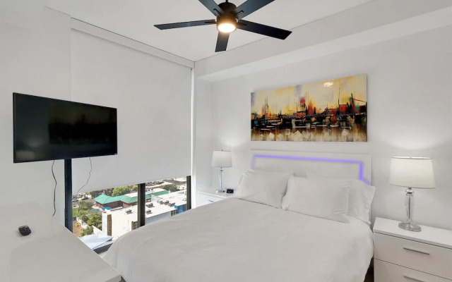 Global Luxury Suites at Downtown Phoenix