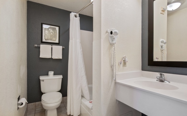 Townhouse Orlando West (ex.Red Roof Inn Orlando West - Ocoee)