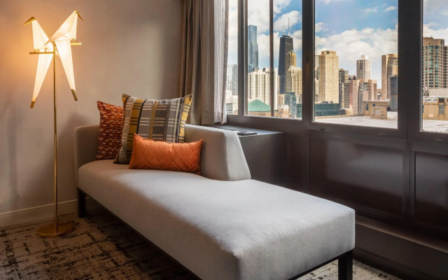 voco Chicago Downtown - Riverwalk by IHG